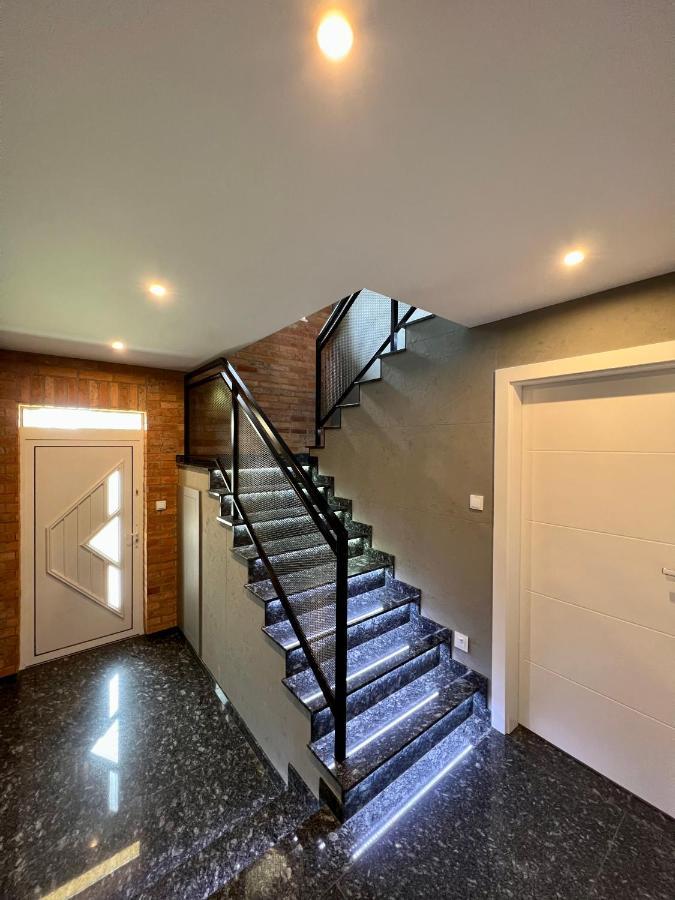 Apartamenty Ostoja 莱鲍 外观 照片