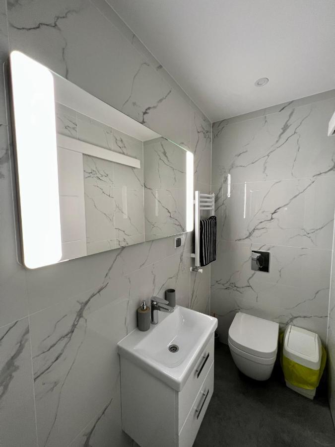 Apartamenty Ostoja 莱鲍 外观 照片